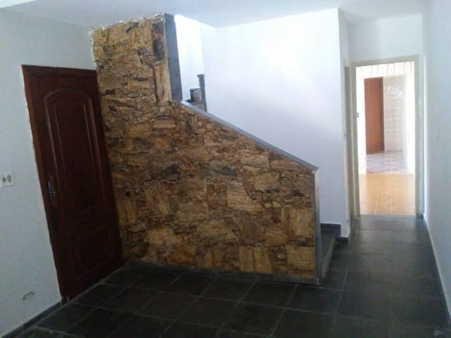 Casa com 150m² 3 quartos e 2 banheiros, à venda, no bairro Jardim Lambreta em Cotia