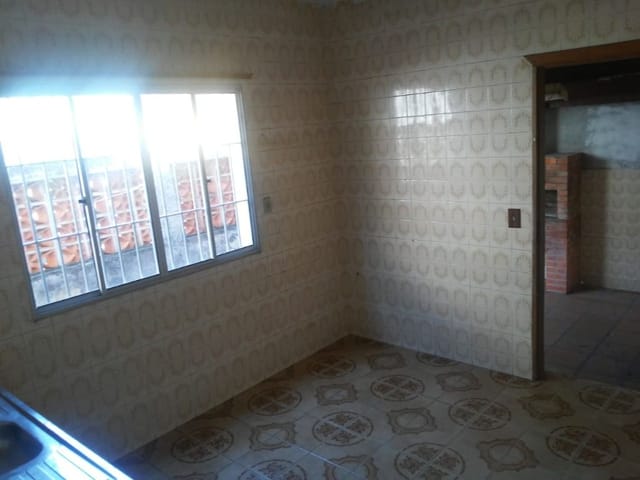 Casa com 150m² 3 quartos e 2 banheiros, à venda, no bairro Jardim Lambreta em Cotia