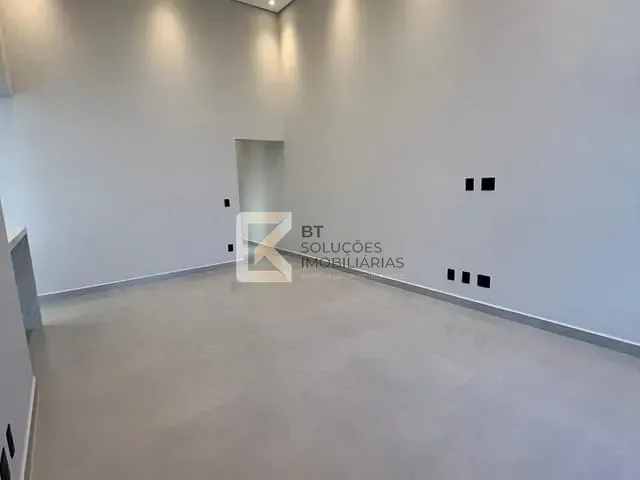 Casa com 200m² 3 quartos e 4 banheiros, à venda, no bairro Vila Rubens em Indaiatuba