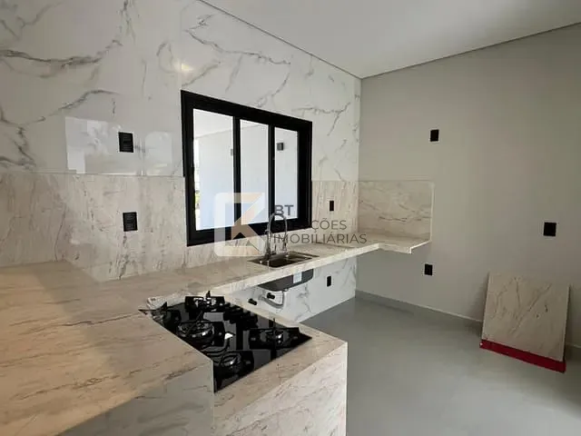Casa com 200m² 3 quartos e 4 banheiros, à venda, no bairro Vila Rubens em Indaiatuba