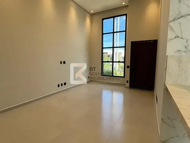 Casa com 200m² 3 quartos e 4 banheiros, à venda, no bairro Vila Rubens em Indaiatuba