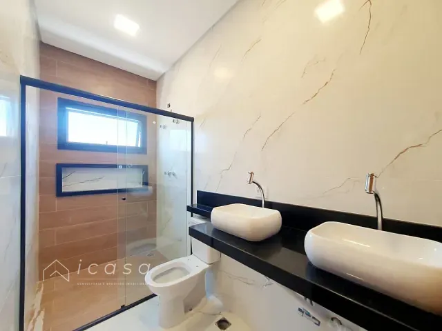 Casa com 250m² 3 quartos e 3 banheiros, à venda, no bairro Residencial Fogaça em Jacareí