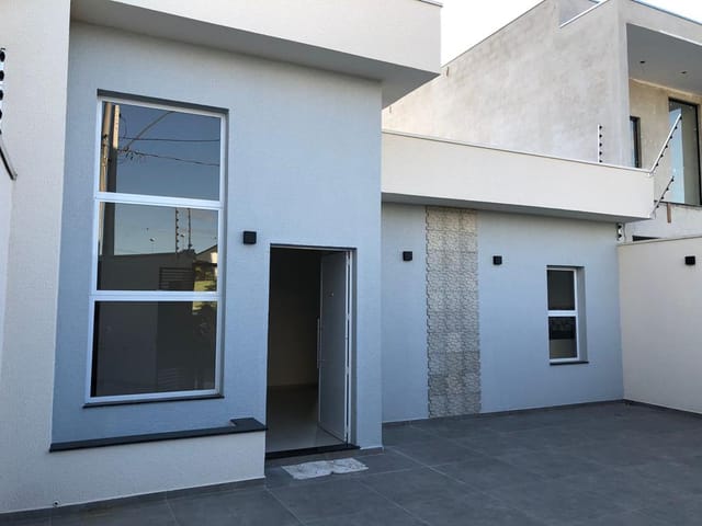 Casa 3 quartos e 1 banheiro, à venda, no bairro Loteamento Santa Clara em Pindamonhangaba