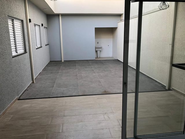 Casa 3 quartos e 1 banheiro, à venda, no bairro Loteamento Santa Clara em Pindamonhangaba