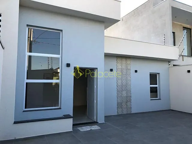 Casa 3 quartos e 1 banheiro, à venda, no bairro Loteamento Santa Clara em Pindamonhangaba