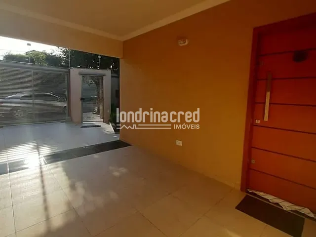 Casa com 180m² 3 quartos e 3 banheiros, à venda, no bairro San Fernando em Londrina