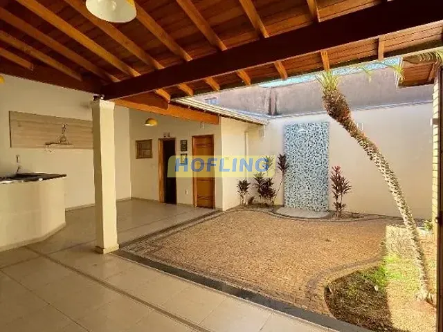Casa com 160m² 2 quartos e 3 banheiros, à venda, no bairro Jardim Esmeralda em Rio Claro