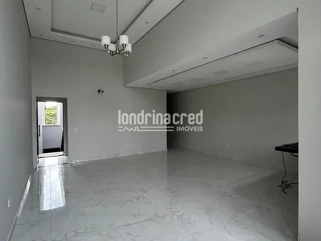 Casa com 180m² 3 quartos e 3 banheiros, à venda, no bairro Portal de Versalhes 1 em Londrina