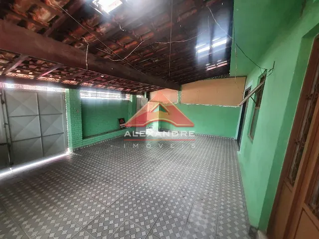 Casa com 161m² 3 quartos e 2 banheiros, à venda, no bairro Vila Industrial em São José dos Campos