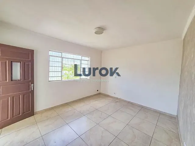 Casa com 385m² 3 quartos e 2 banheiros, à venda, no bairro Vila São Cristóvão em Valinhos