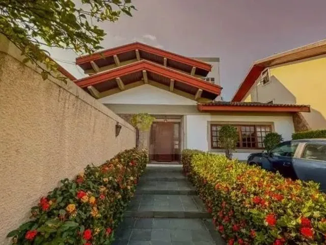 Casa com 360m² 4 quartos e 4 banheiros, à venda, no bairro Jardim das Colinas em São José Dos Campos