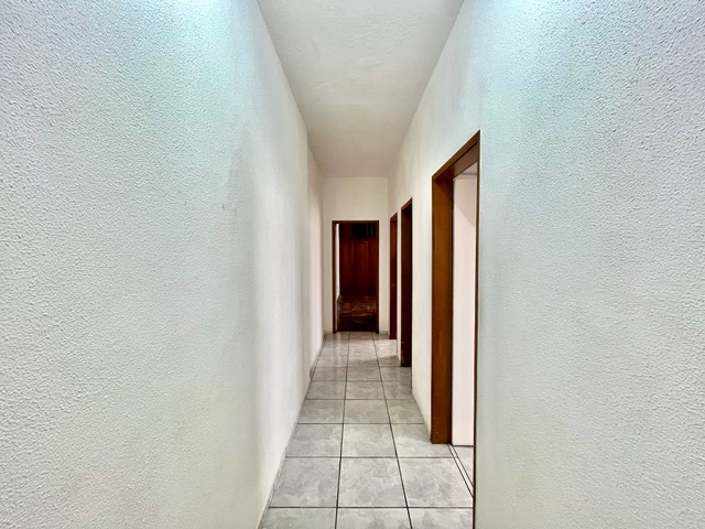 Casa com 132m² 3 quartos e 2 banheiros, à venda, no bairro Centro em Pelotas