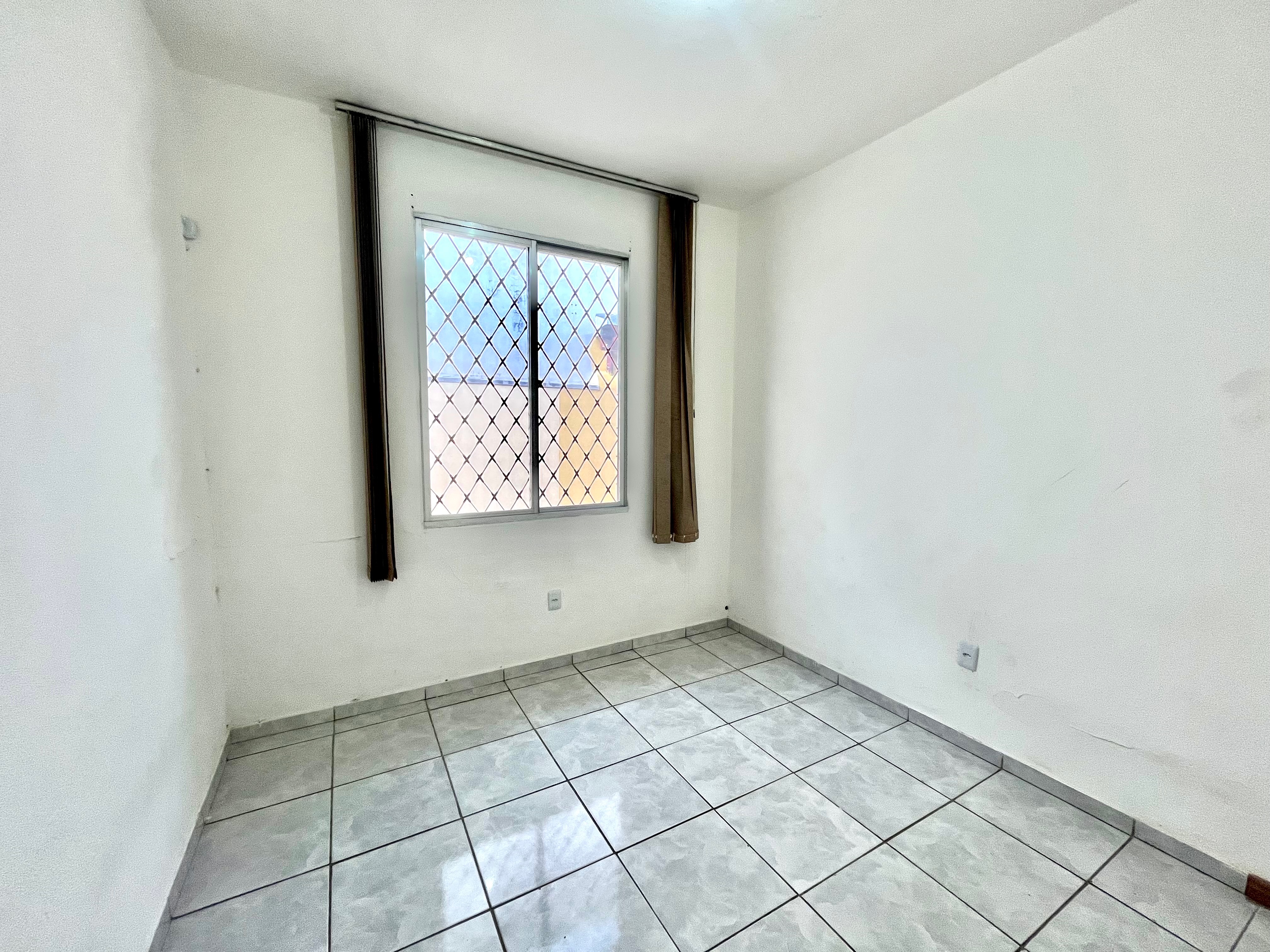 Casa à venda no centro de Pelotas - 132 m², 2 quartos, garagem e área de lazer com piscina e churrasqueira. - 6