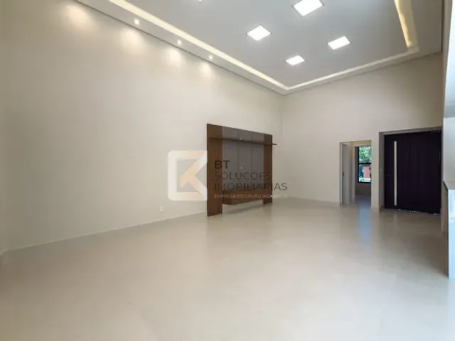 Casa com 335m² 3 quartos e 2 banheiros, à venda, no bairro Vila Rubens em Indaiatuba