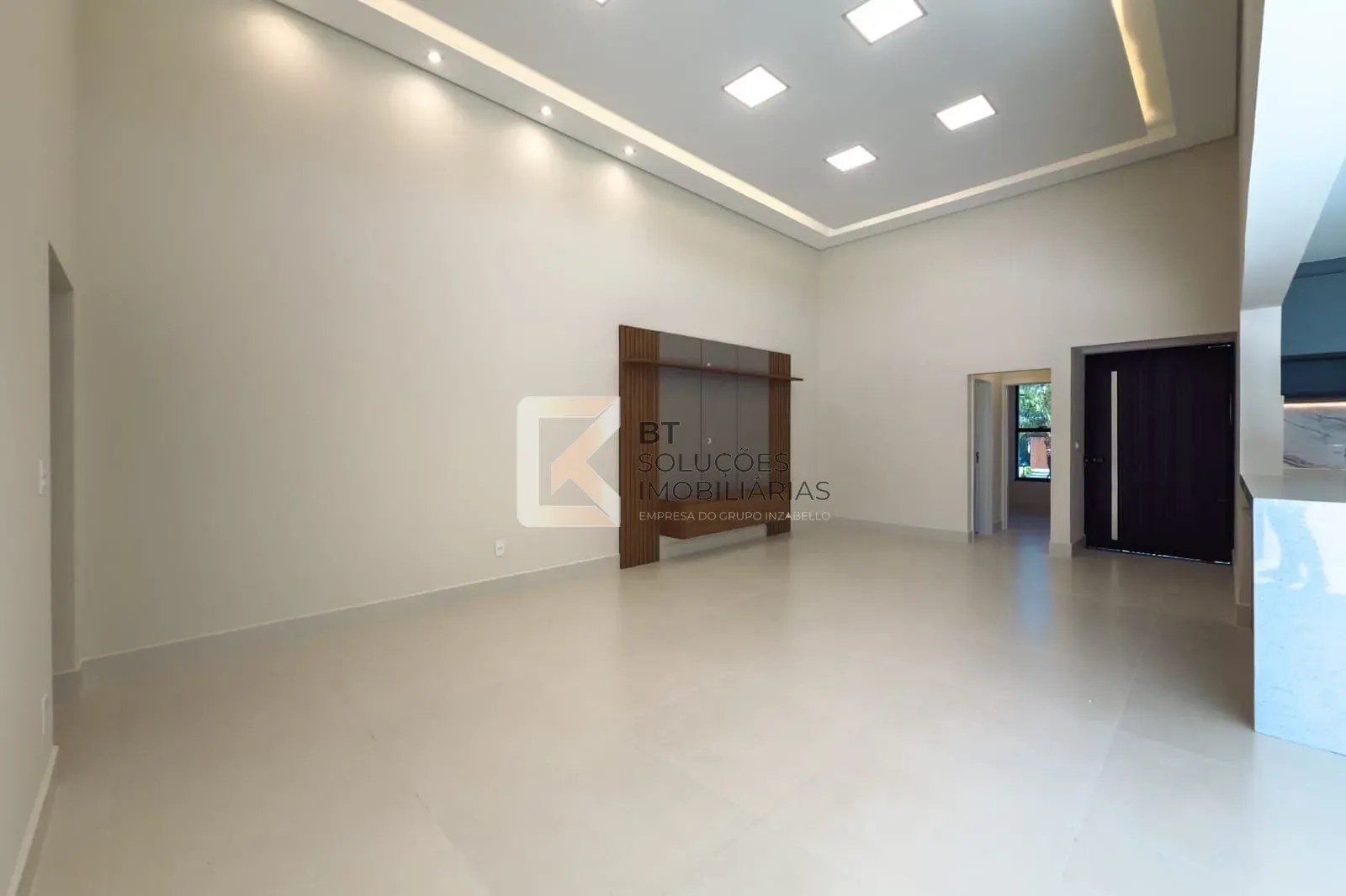 Casa, 3 quartos, 230 m² - Foto 3