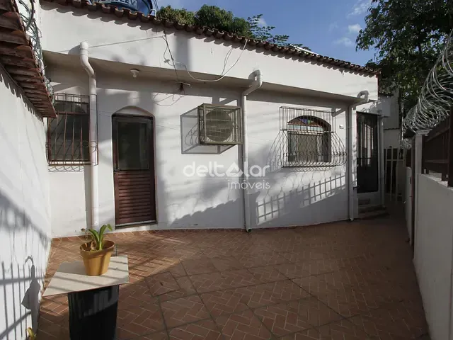 Casa com 100m² 3 quartos e 2 banheiros, para alugar, no bairro Nova Cachoeirinha em Belo Horizonte