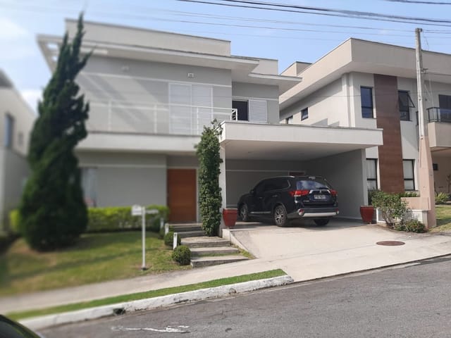 Casa com 264m² 4 quartos e 2 banheiros, à venda, no bairro Urbanova em São José dos Campos