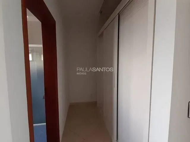 Casa com 300m² 4 quartos e 4 banheiros, à venda, no bairro Condomínio Vila dos Inglezes em Sorocaba