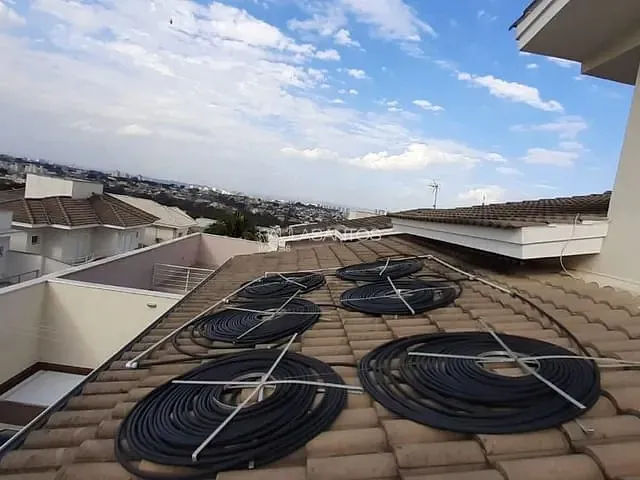 Casa com 300m² 4 quartos e 4 banheiros, à venda, no bairro Condomínio Vila dos Inglezes em Sorocaba