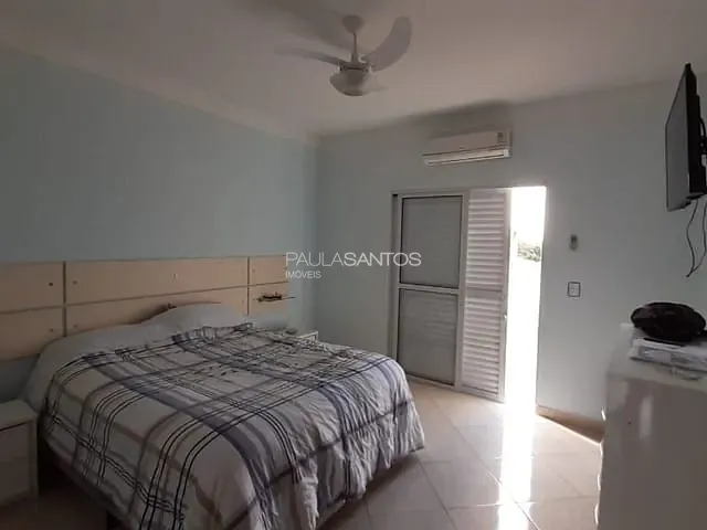 Casa com 300m² 4 quartos e 4 banheiros, à venda, no bairro Condomínio Vila dos Inglezes em Sorocaba