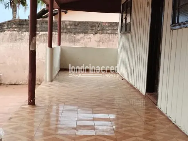 Casa 2 quartos e 1 banheiro, à venda, no bairro Jardim Zanoni em Ibiporã