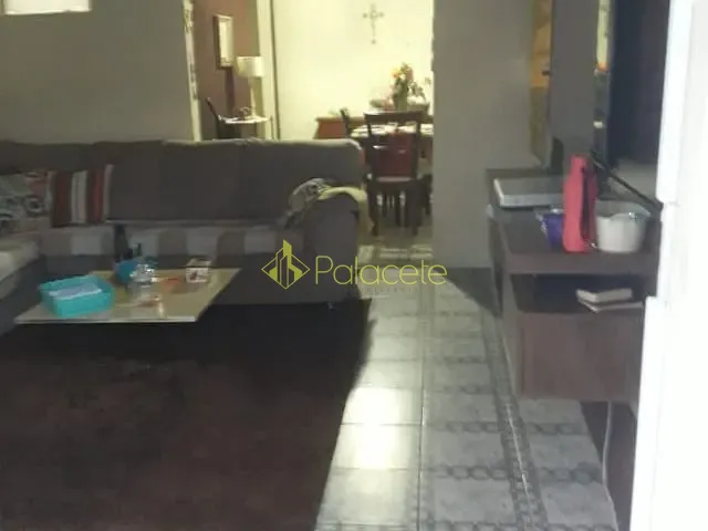 Casa com 360m² 2 quartos e 3 banheiros, à venda, no bairro Vila Santo Antônio em Tremembé