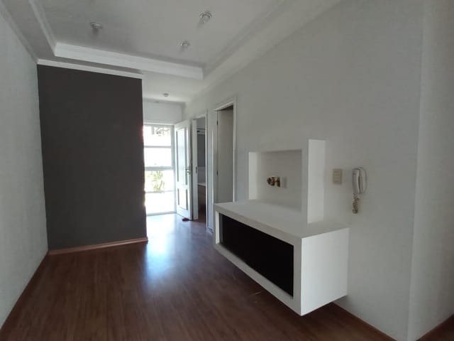 Casa 2 quartos e 1 banheiro, à venda, no bairro Três Vendas em Pelotas