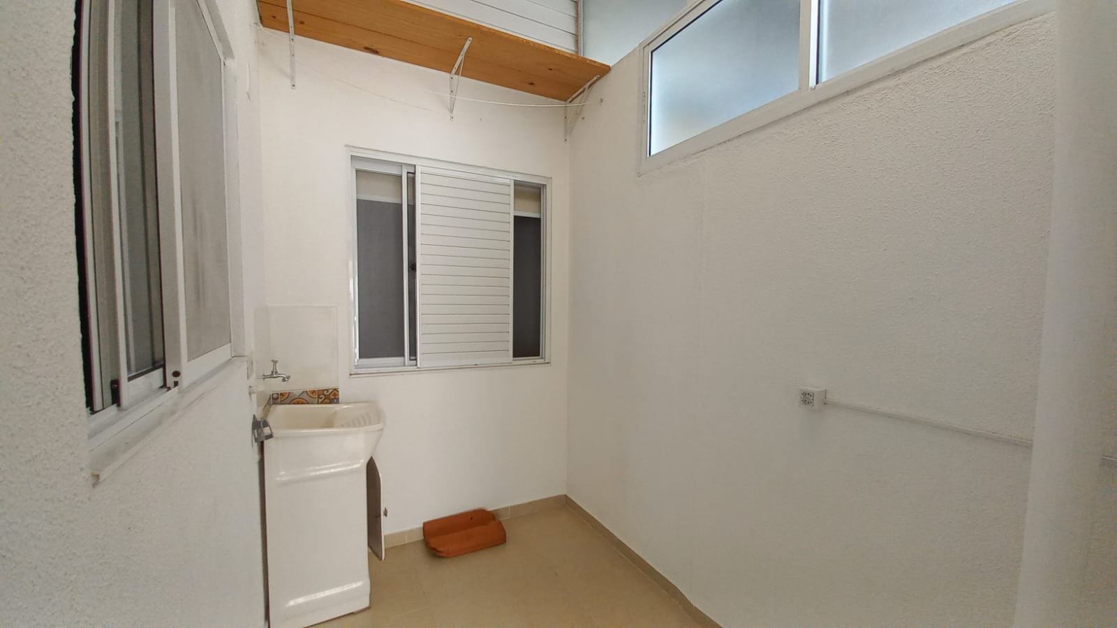 Casa à venda no Moradas Pelotas 1, Três Vendas -  51 m², 2 quartos, cozinha com armários, área gourmet com churrasqueira e vaga coberta. - 14