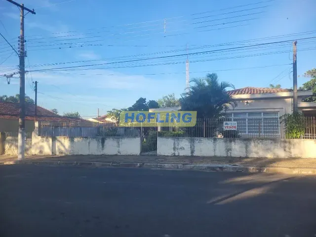 Casa com 1674m² 4 quartos e 1 banheiro, à venda, no bairro Centro em Ipeúna