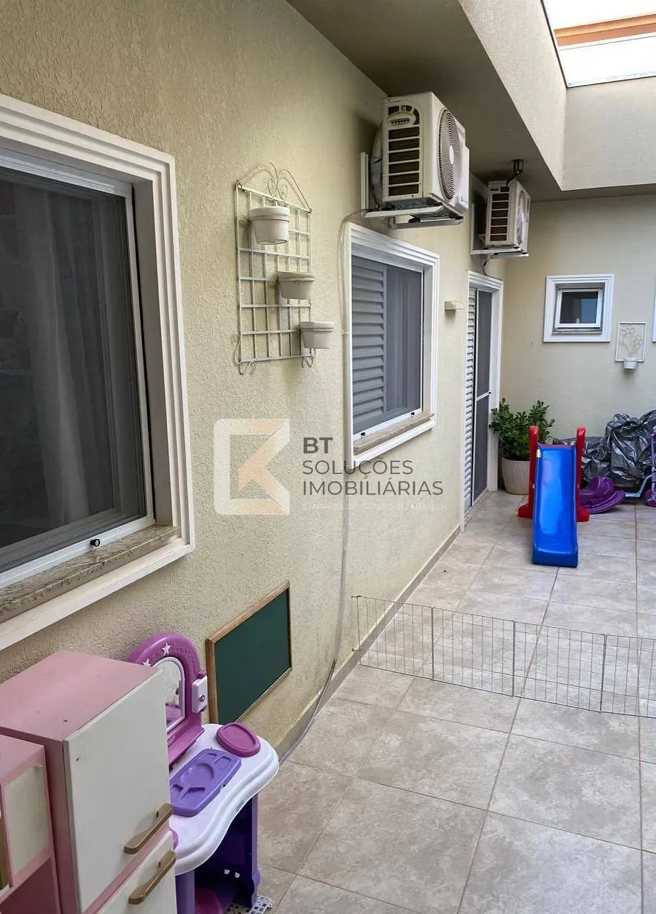 Casa, 3 quartos, 117 m² - Foto 1