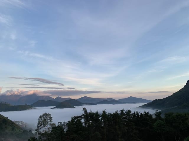 Casa 4 quartos e 1 banheiro, à venda, no bairro Samambaia em Petrópolis