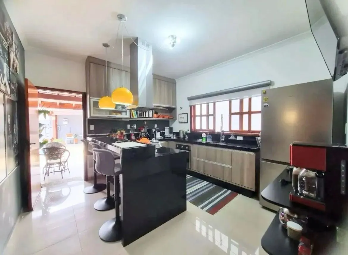 Casa, 4 quartos, 180 m² - Foto 9