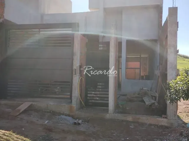 Casa com 125m² 3 quartos e 2 banheiros, à venda, no bairro Alto do vale em Arapongas
