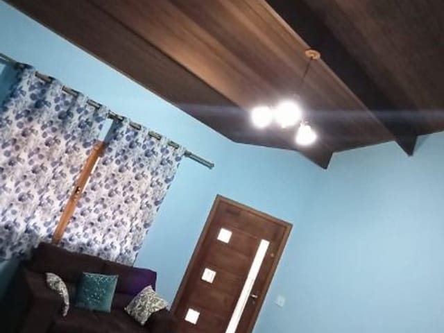 Casa com 250m² 3 quartos e 2 banheiros, à venda, no bairro Tavares Feital em Ibiúna
