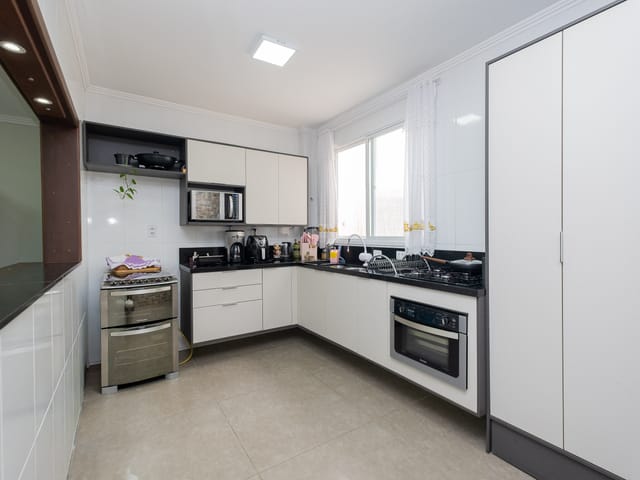 Casa com 140m² 2 quartos e 3 banheiros, à venda, no bairro Areal em Pelotas
