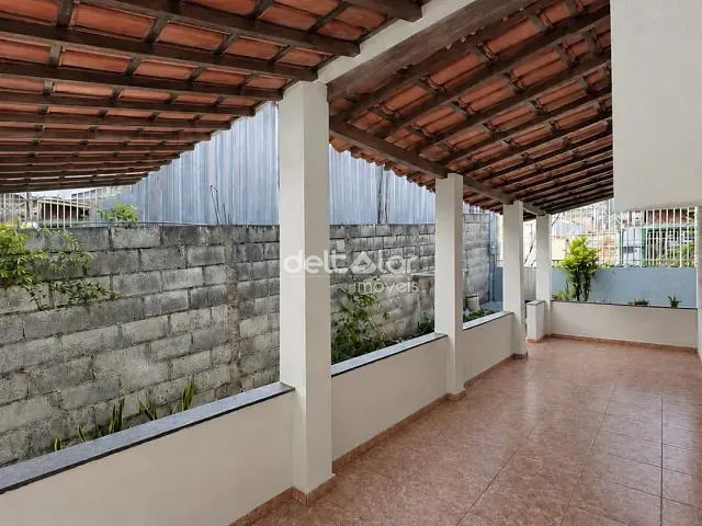 Casa com 360m² 2 quartos e 1 banheiro, para alugar, no bairro Copacabana em Belo Horizonte