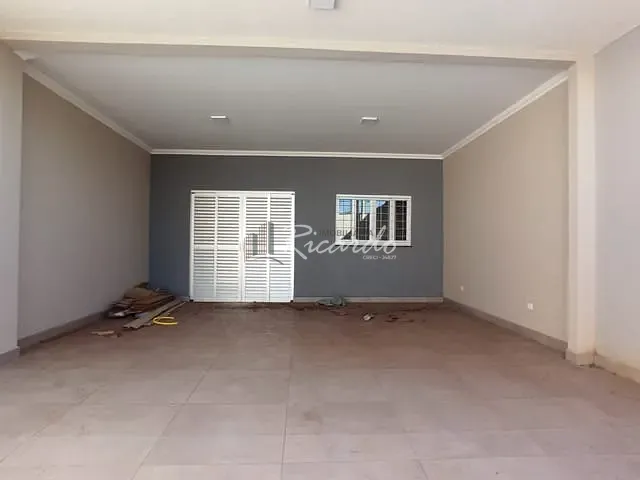 Casa com 126m² 3 quartos e 2 banheiros, à venda, no bairro Conjunto Novo Centauro em Arapongas