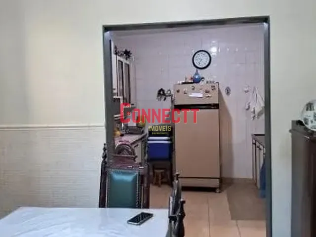 Casa com 231m² 4 quartos e 2 banheiros, à venda, no bairro Centro em Ribeirão Preto