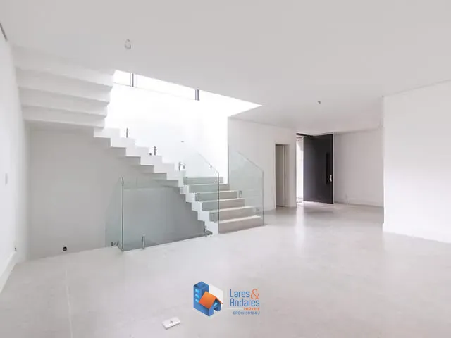 Casa com 620m² 3 quartos e 6 banheiros, à venda, no bairro Brooklin em São Paulo