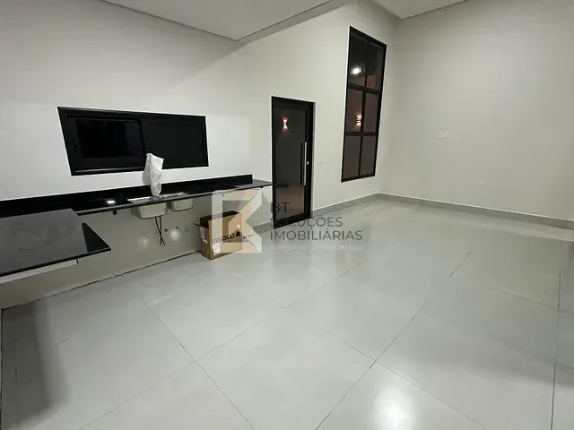 Casa com 150m² 3 quartos e 2 banheiros, à venda, no bairro Jardim Bom Sucesso em Indaiatuba