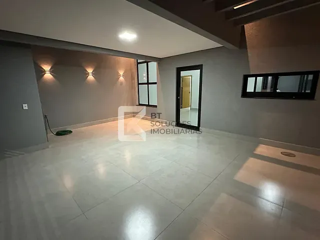 Casa com 150m² 3 quartos e 2 banheiros, à venda, no bairro Jardim Bom Sucesso em Indaiatuba