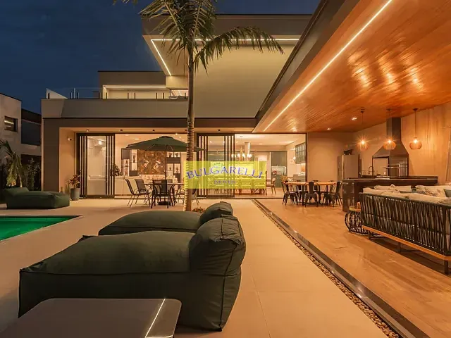 Casa com 1000m² 5 quartos e 7 banheiros, à venda, no bairro Jardim da Serra II em Cabreúva