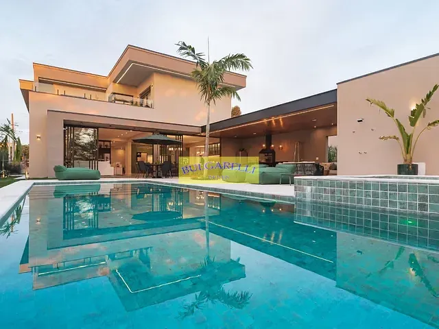 Casa com 1000m² 5 quartos e 7 banheiros, à venda, no bairro Jardim da Serra II em Cabreúva