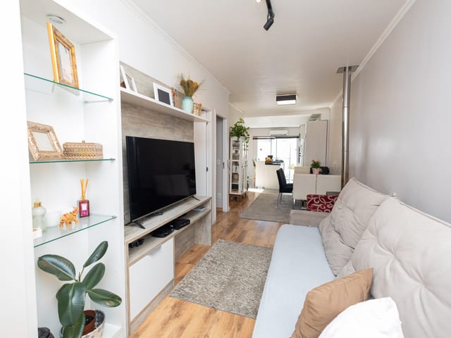 Casa com 95m² 3 quartos e 2 banheiros, à venda, no bairro Três Vendas em Pelotas