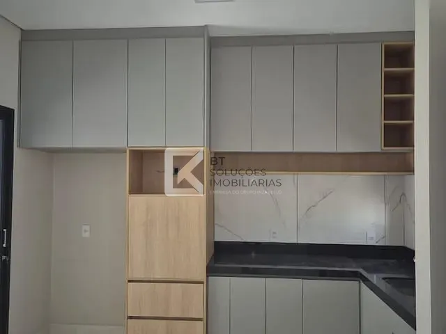 Casa com 150m² 3 quartos e 2 banheiros, à venda, no bairro Jardim Bom Sucesso em Indaiatuba