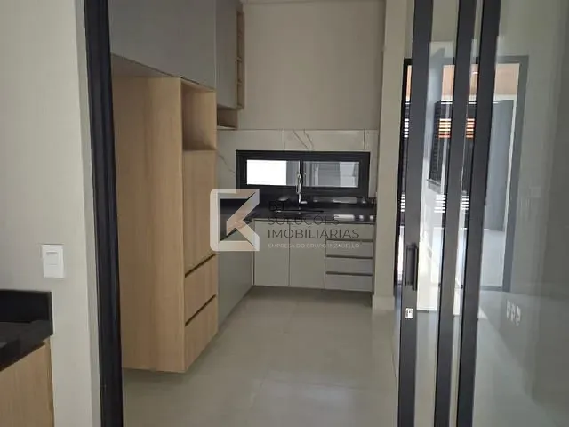 Casa com 150m² 3 quartos e 2 banheiros, à venda, no bairro Jardim Bom Sucesso em Indaiatuba