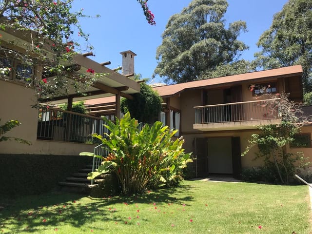 Casa com 1026m² 3 quartos e 1 banheiro, à venda, no bairro Posse em Petrópolis