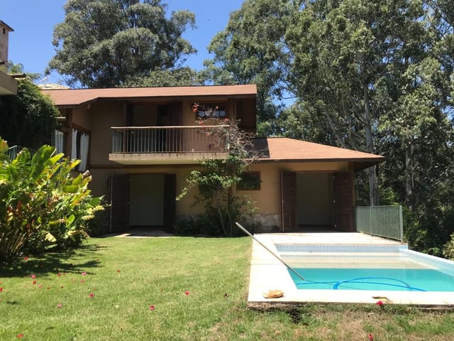 Casa com 1026m² 3 quartos e 1 banheiro, à venda, no bairro Posse em Petrópolis