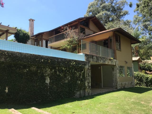 Casa com 1026m² 3 quartos e 1 banheiro, à venda, no bairro Posse em Petrópolis
