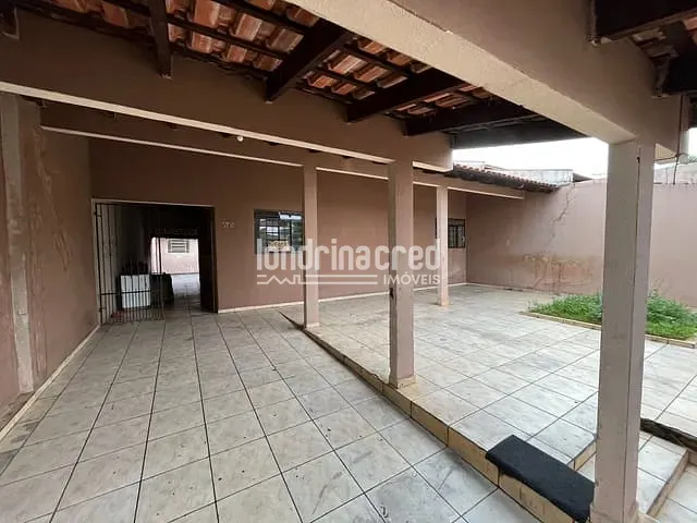Casa 2 quartos e 1 banheiro, à venda, no bairro Jardim São Vicente Palloti em Londrina